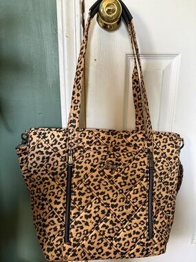 lug Rally Leopard Quilted large Tote in Tan and Black